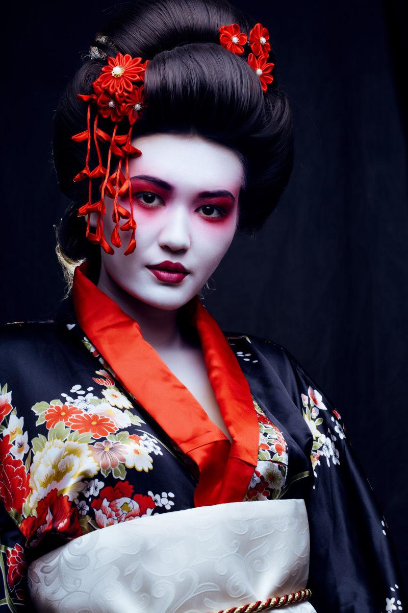 艺妓是什么命格的人物_(艺妓是什么命格的人物呢)